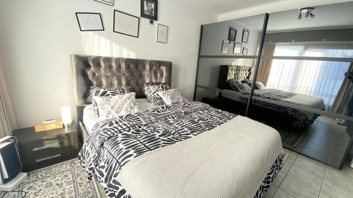 Апартаменты Strelitzyahouse Брюссель Экстерьер фото